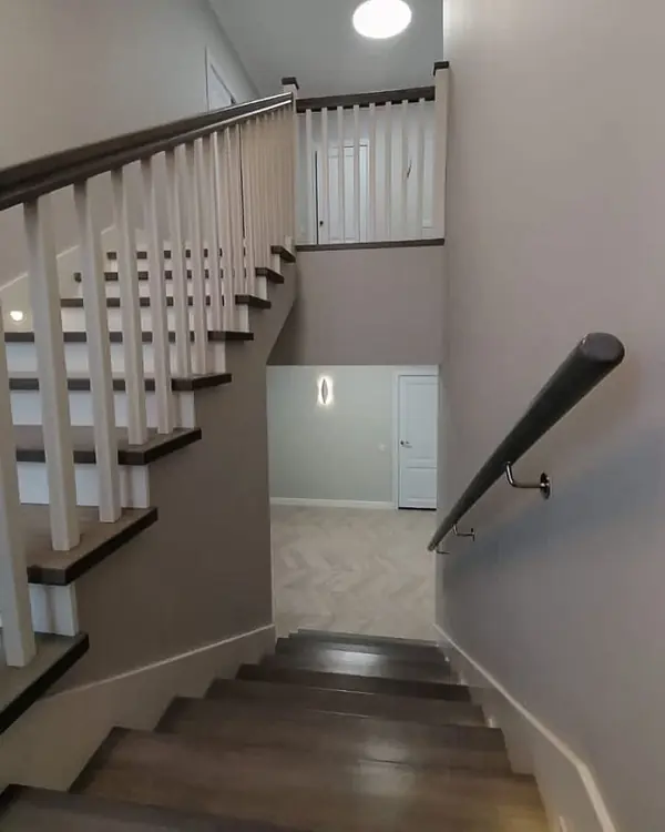 Лестница Арама в мкр. Салтыковка