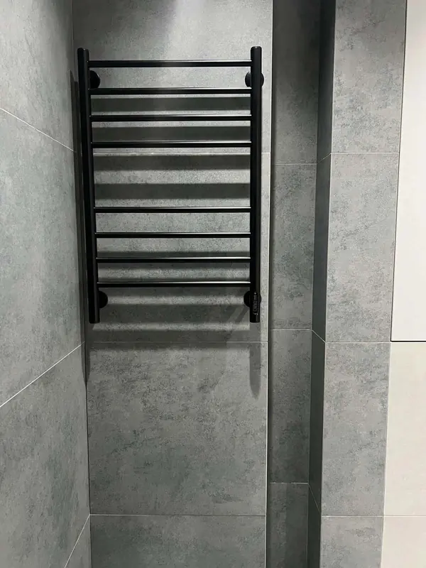 Черно-белая квартира в ЖК "ALT"