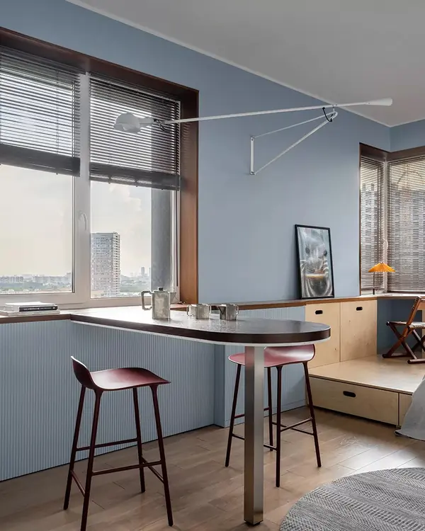 Круглый ковер в проекте маленькой квартиры 29 кв. метров