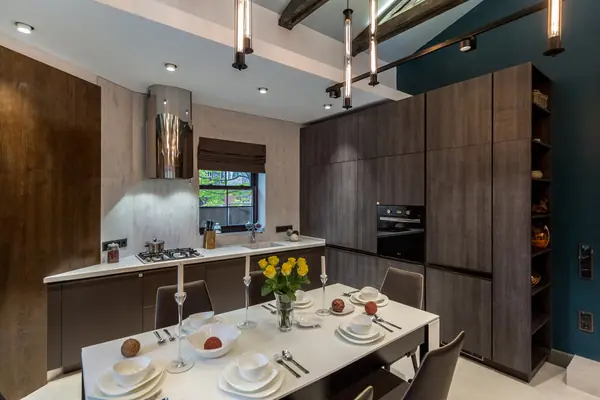 Бруно+Фаворит