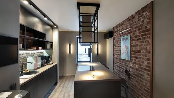 Лофт в квартире фотографа: кухня и холл, 103 кв. м.