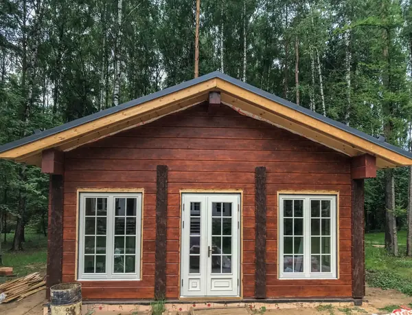 Особняк и Баня в русском стиле с витражом Тиффани