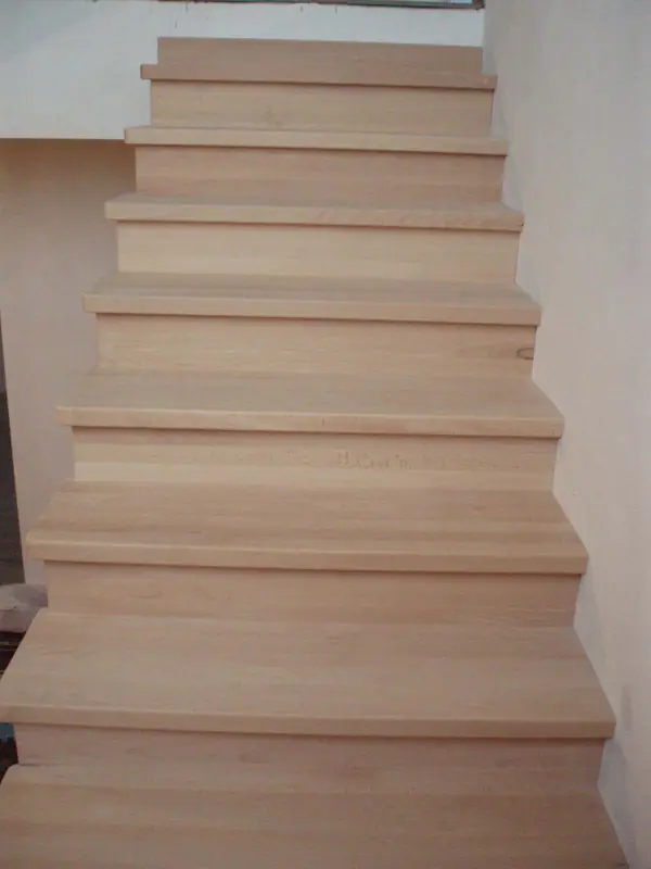 Лестница из Бука