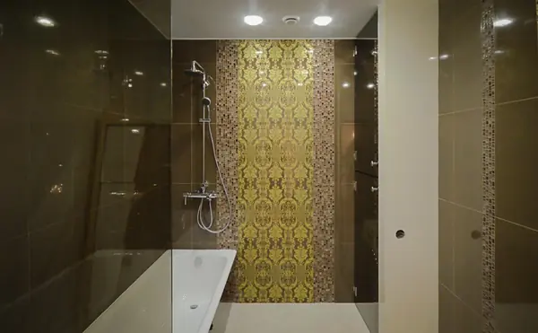 Применение закаленного стекла в интерьере