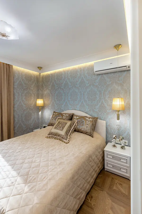 Уютный интерьер маленькой спальни