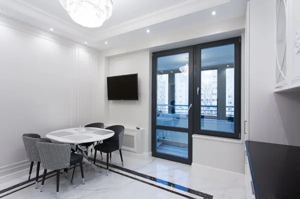 ул. Эльдара Рязанова, 2