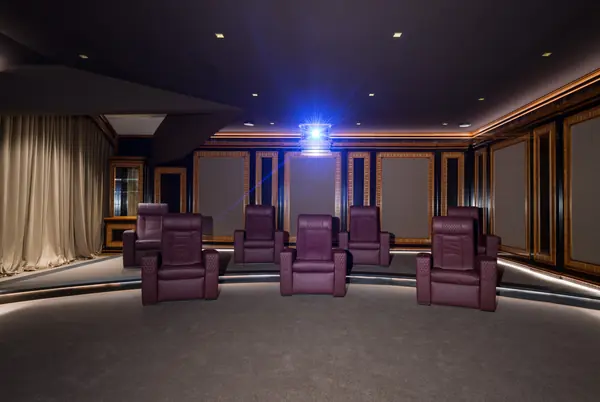 Домашний кинотеатр