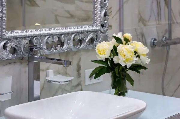 Bathroom "Modern Classic"