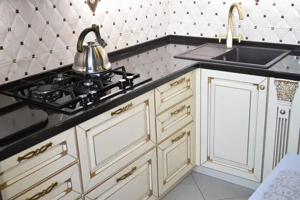 Кухня из массива бука, модель ЭКО