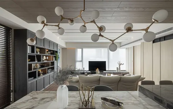 Выразительный интерьер в Премиальной башне ОКО от L DESIGN