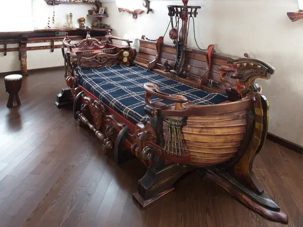 Дом ручной работы для ценителей природных материалов и эксклюзива