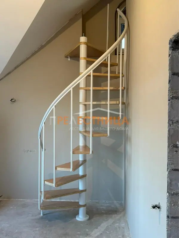 Винтовая лестница Calgary D140 white