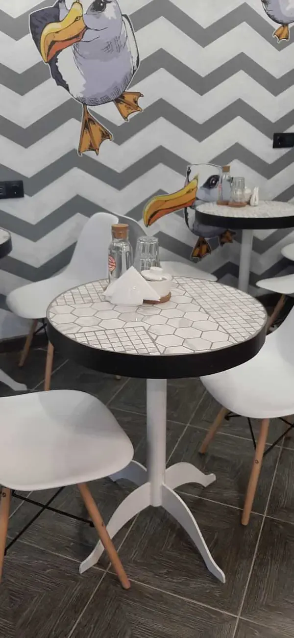 Мебель из слэбов и эпоксидной смолы.