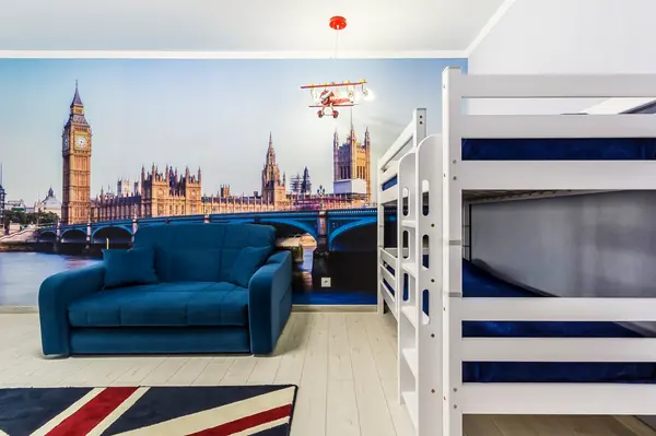 Яркая и функциональная. 2-к квартира в Краснодаре