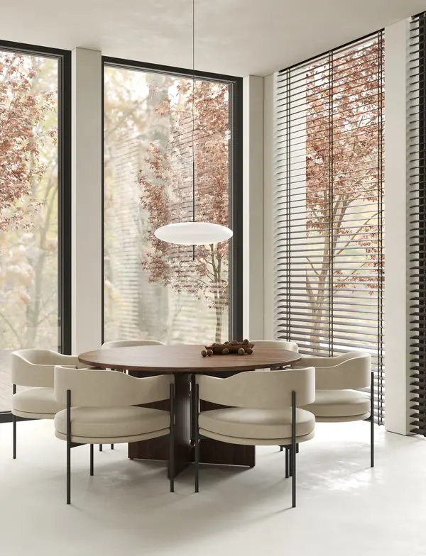 Perfect example of a traditional London  house built in the end of the 19th.