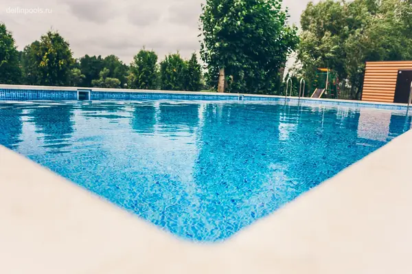 Бассейн на береги р. Волга