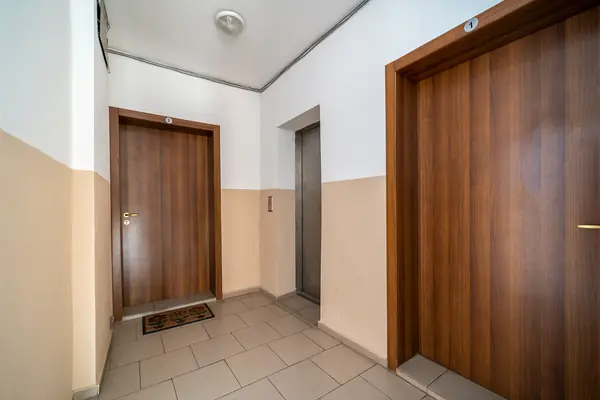 Варна, Левски, ул. „Доктор Иван Басанович“ 116