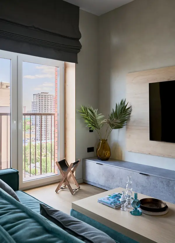 Светлая двухкомнатная квартира 60 кв.м. с панорамными окнами