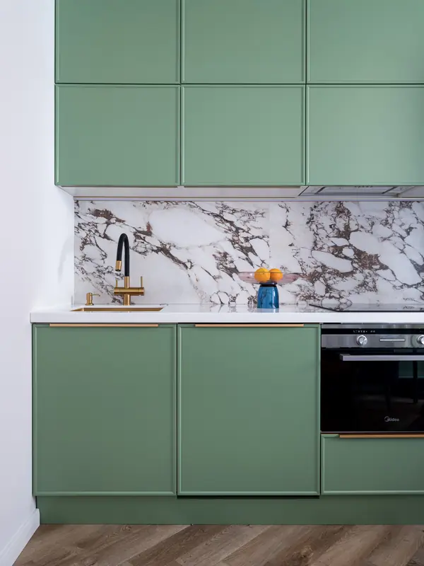 Панферова, 77 м2