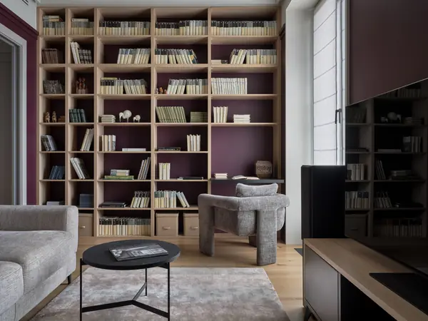 Современный интерьер с фиолетовыми акцентами