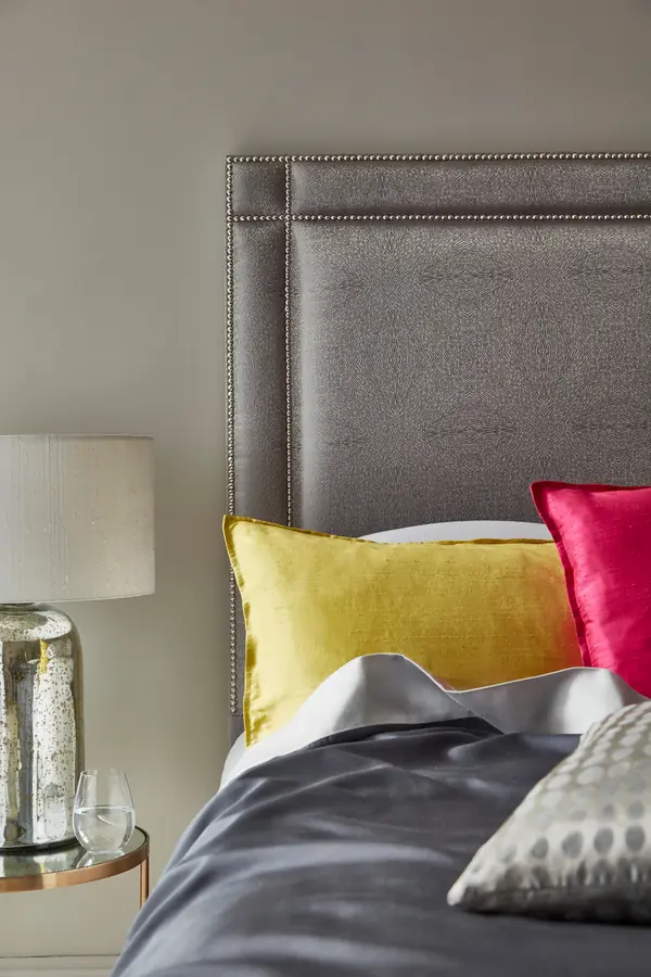 Ткани James Hare 2016: коллекции Constellation и Kaleidoscope