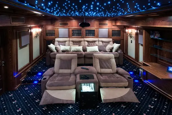 Домашний кинозал