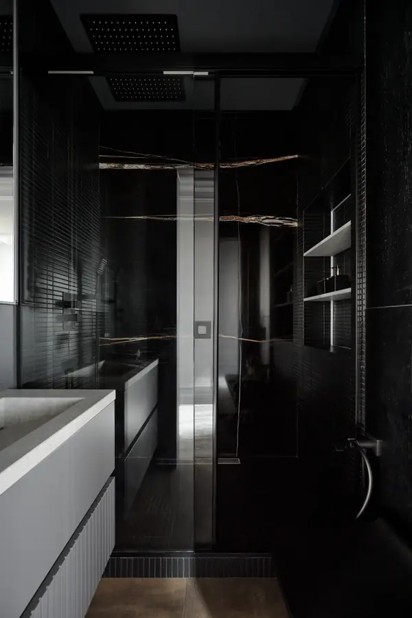 Эталон на Неве