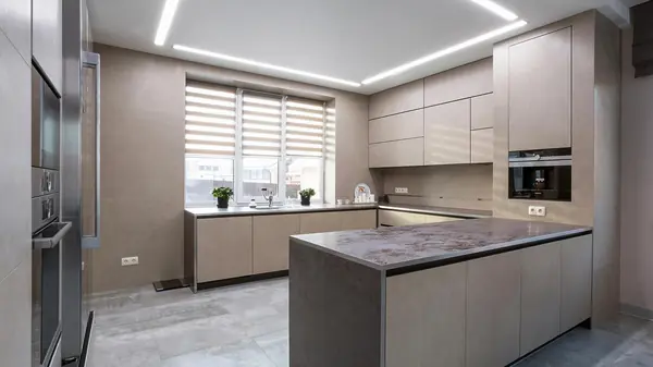 Кухня-гостиная из керамики, текстуры камень, цемент, металл