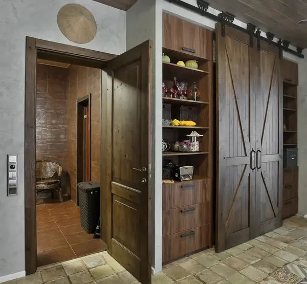 Раздвижные амбарные двери - тренд в современном дизайне интерьеров