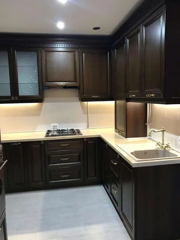 КУХНЯ " KLASSEN" - для классического стиля