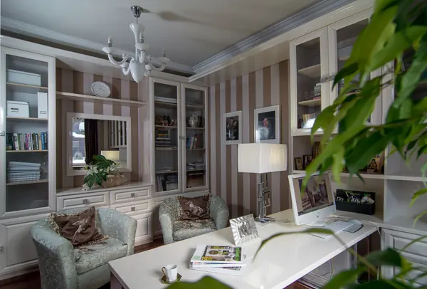 Кабинет в неоклассике