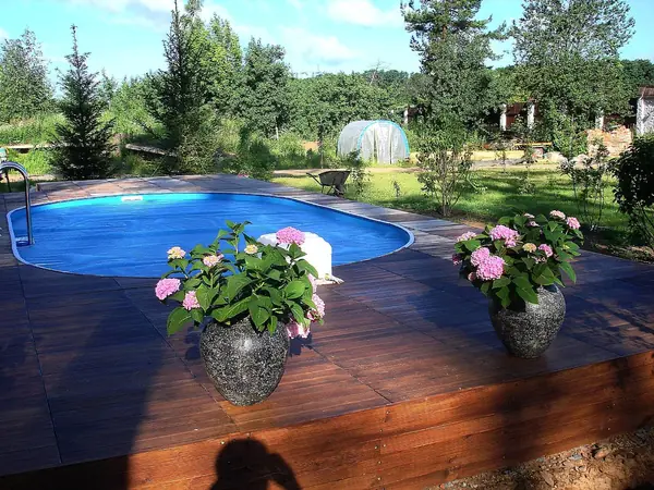 Оформление бассейна