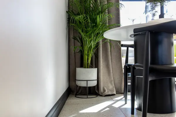 Островная вытяжка Equilibrium в передаче «Квартирный вопрос».