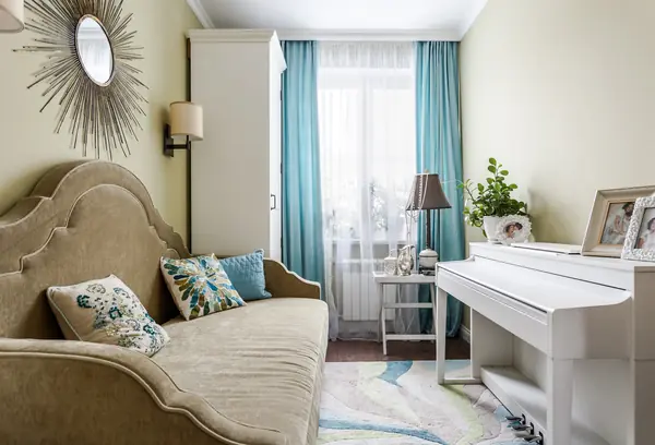 В гостях: Квартира для серьезного молодого человека восьми лет