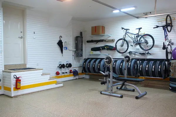 Гаражи, обустроенные системой GarageTek