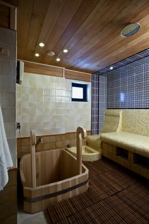 Офуро, сталактиты и банный дух. Проект для телепередачи «Дачный ответ».