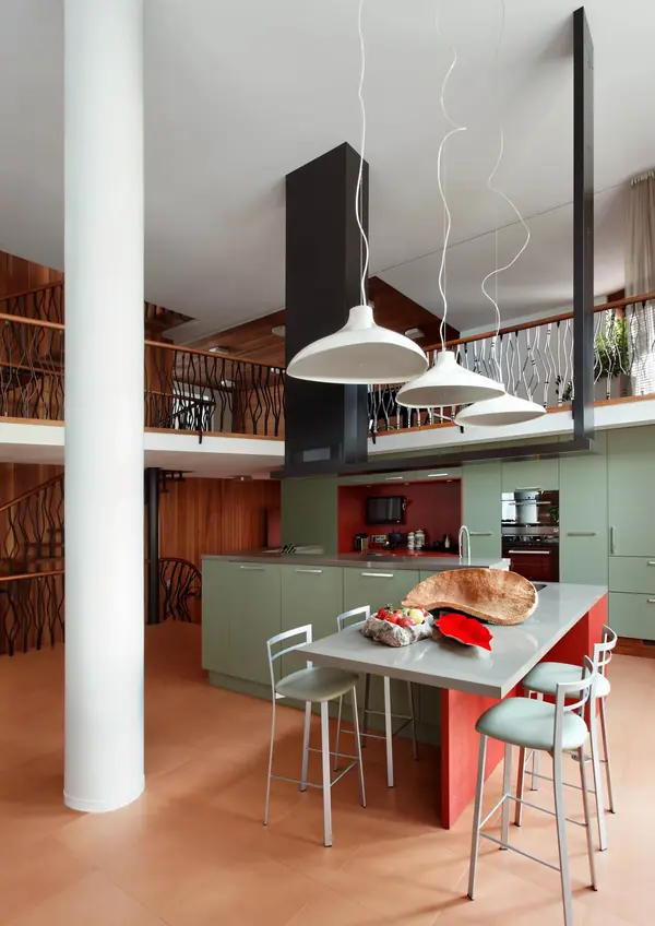 Дом в Подмосковье: Столовая