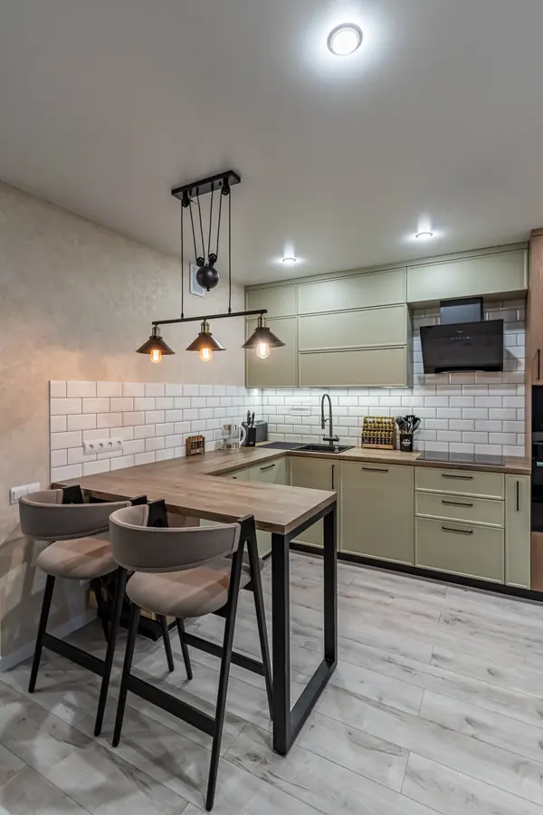 Природная Гармония: Дерево и Зелень