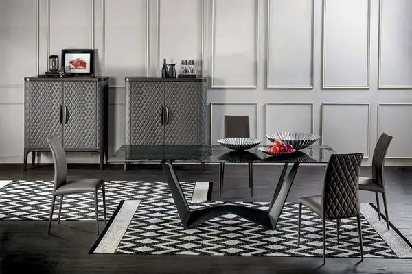 Стол с реверсивным основанием