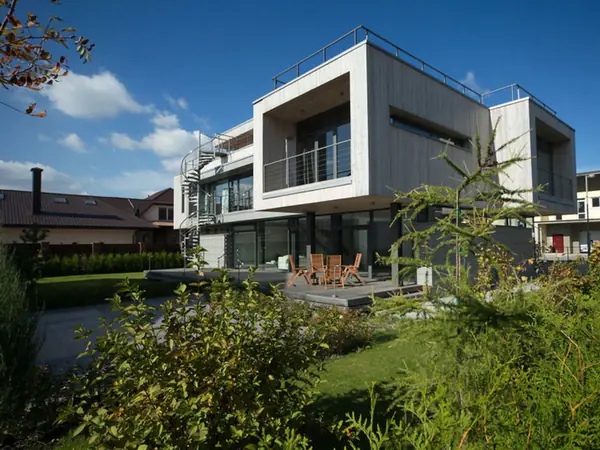 Голова в облаках. Дом архитектора