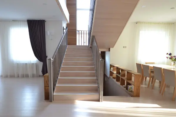 Современный загородный дом