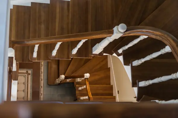 Солнечный дом в Калининграде.