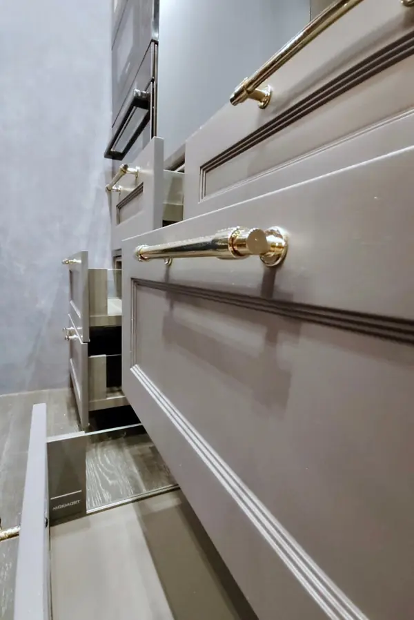 Кухня в стиле "Неоклассика"