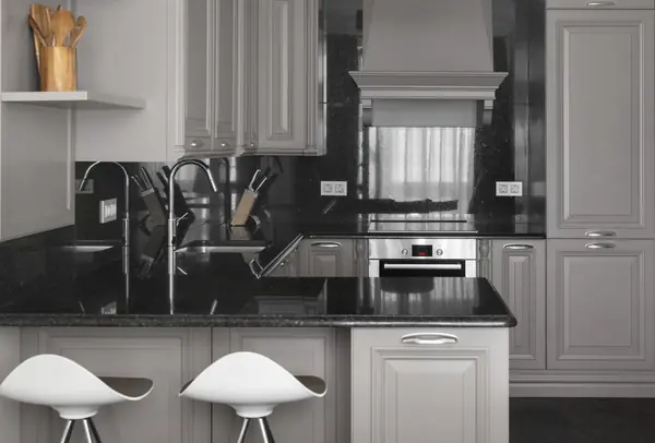 в Москве Староволынской