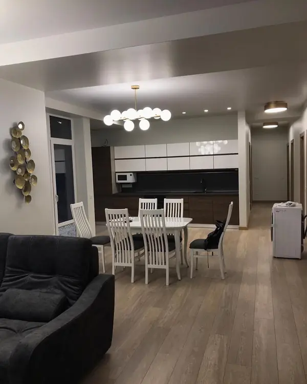 Квартира 105