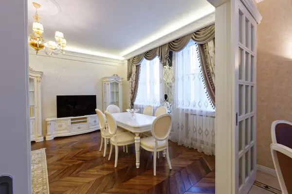 Victoria в теплых тонах