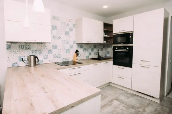 Белый бетон - Дуб Хафельланд