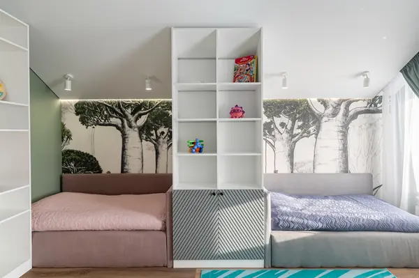 Яркий интерьер таунхауса