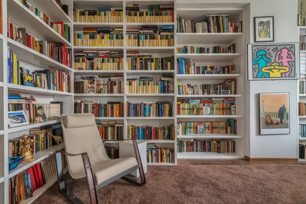 Квартира в г. Омск для проживания и отдыха с красивийшим видом