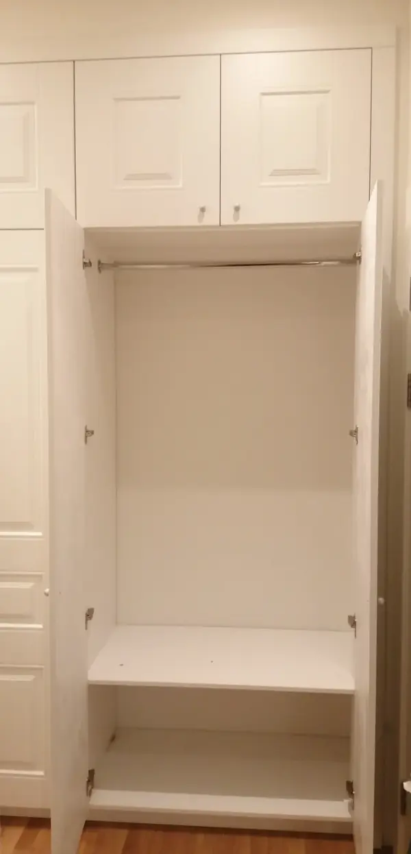 Московский, 172